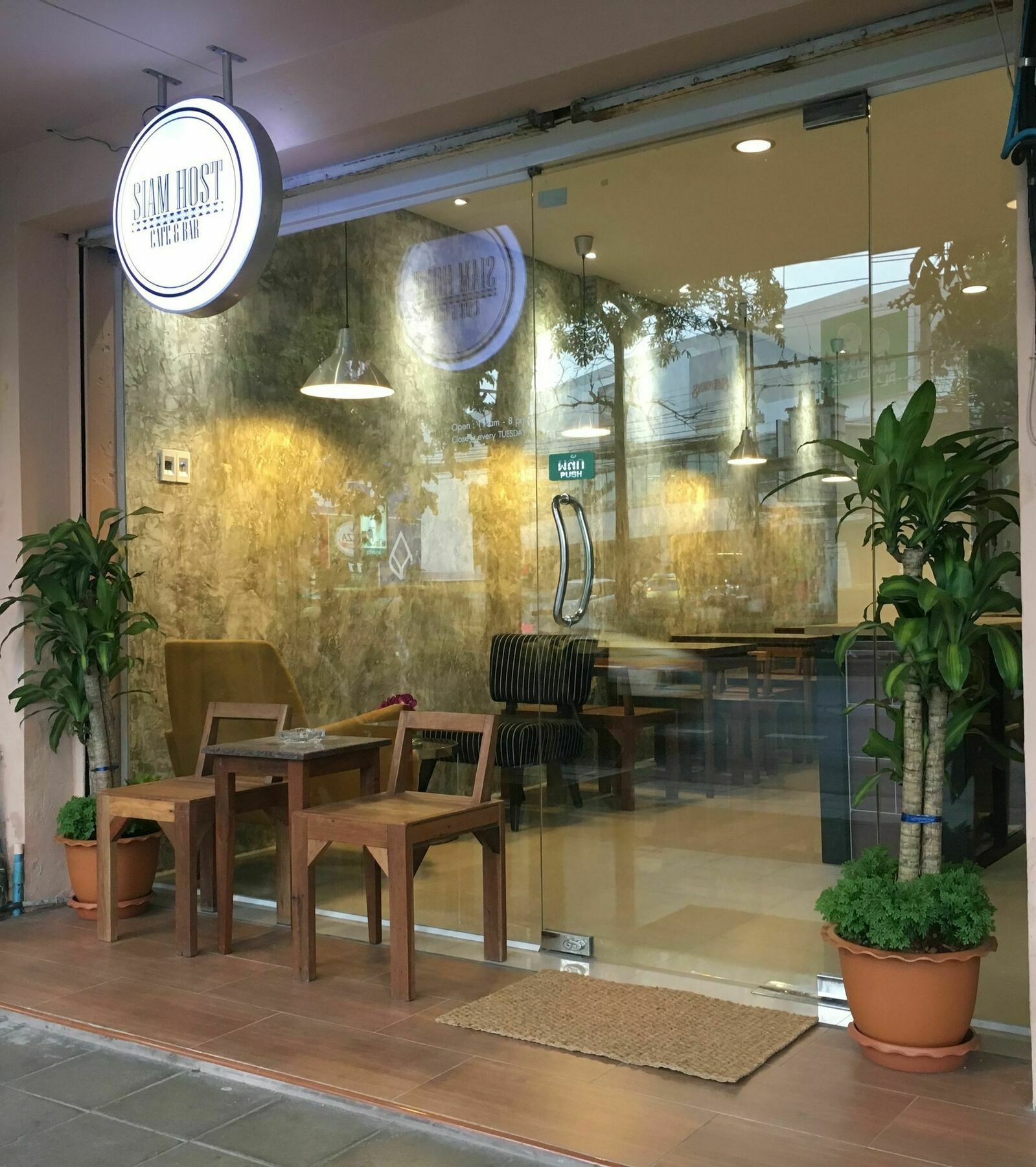 Hostel Siam Host Ratchada - Mrt Ladprao Bangkok Exterior foto